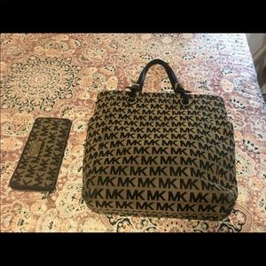 Michael Kors Purse and matching wallet